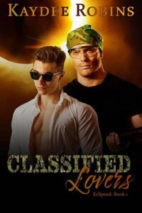 A terrorist on a warpath reunites ex-lovers. Can Danny and Liam rekindle their spark, or will Eclipse extinguish their flame? Classified Lovers | Eclipsed | Book 1 | Kaydee Robins